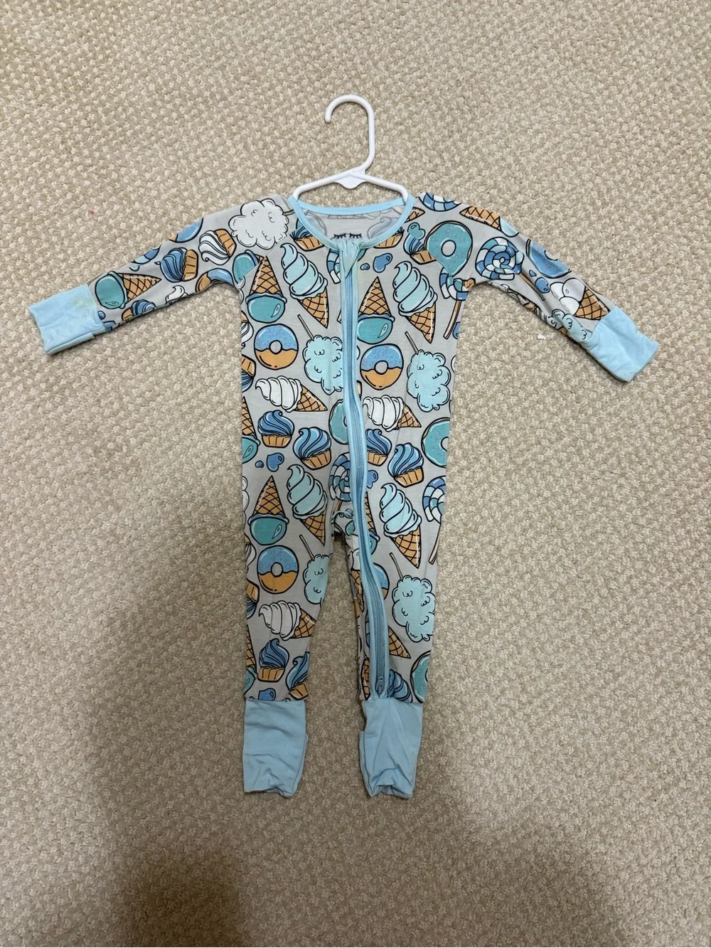 0-3 months little sleepies